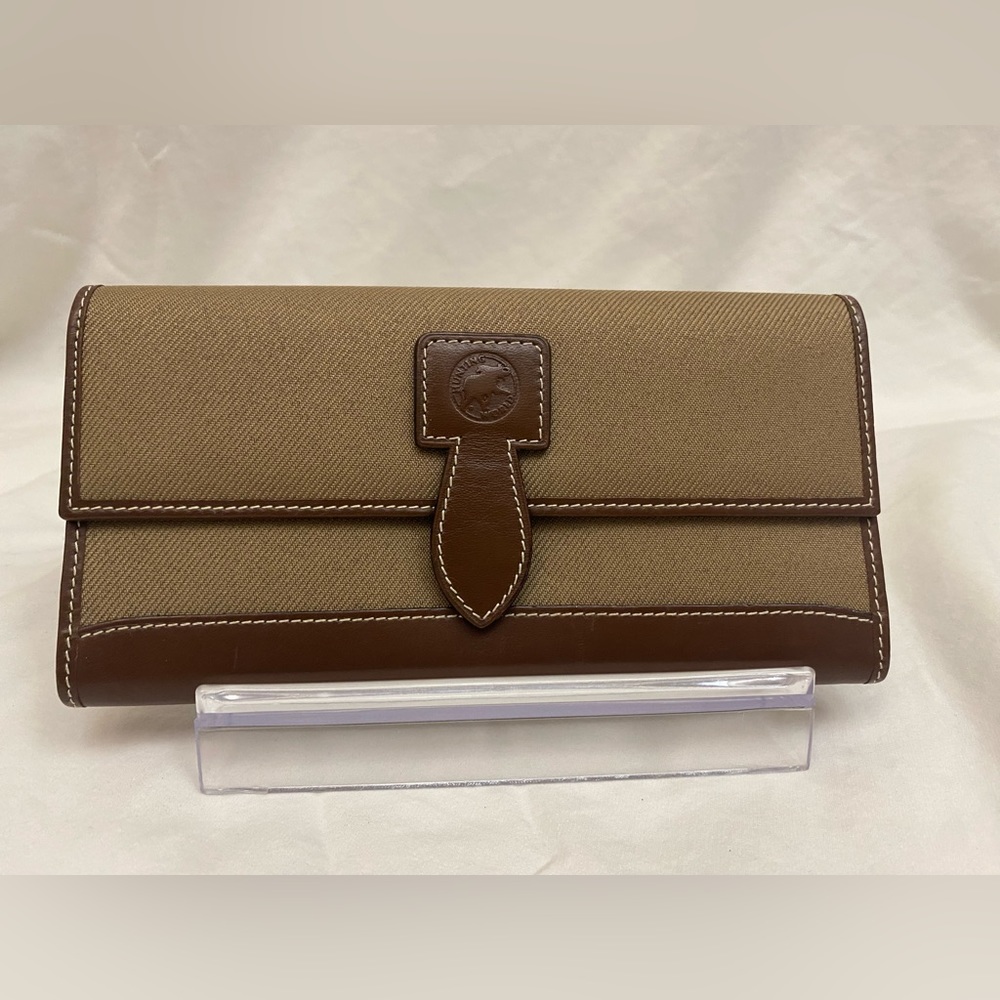 RARE Hunting World Leather and Canvas Long Wallet with Snap. NWOT